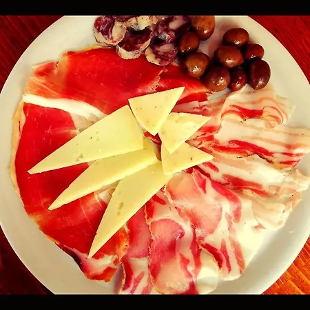 Guest house Razman Wine Gracisce