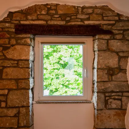 Razman Wine Guest house