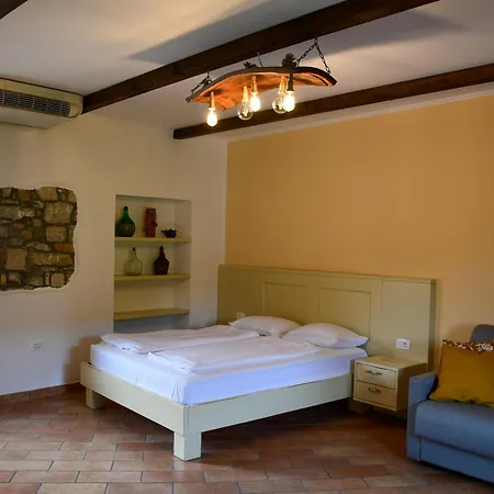 Guest house Razman Wine