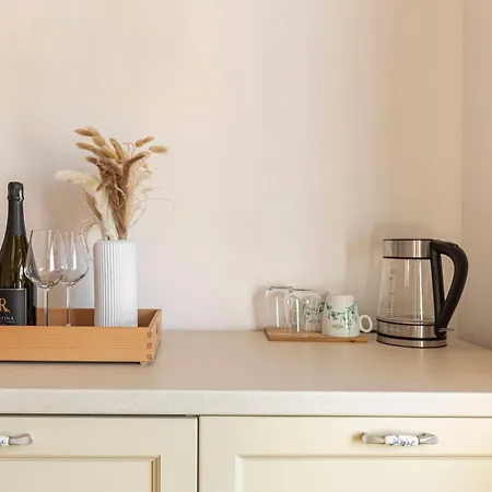 Razman Wine 3* Gracisce