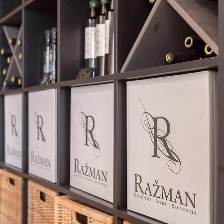 Razman Wine Gostinjska kuća 3*