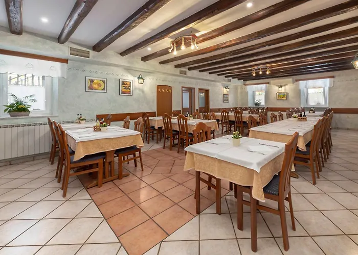 Razman Wine Gæstehus